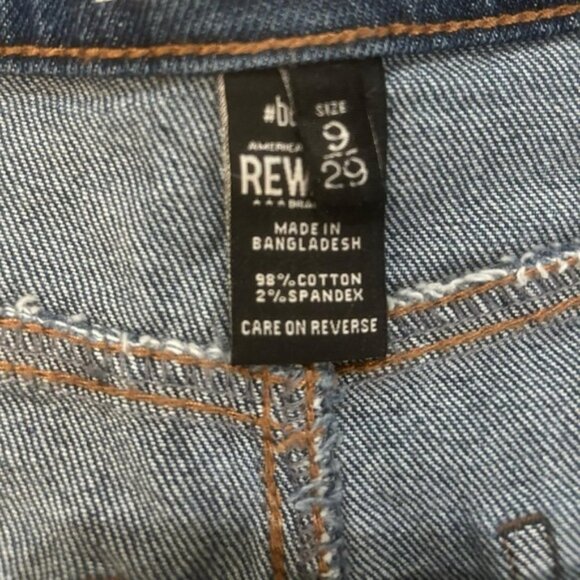 Rewash dark wash Jean shorts - Picture 4 of 4